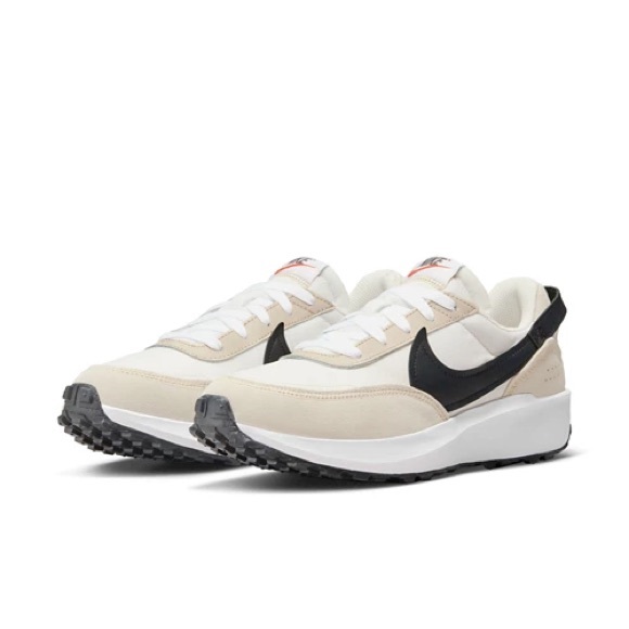 Brand new condition Nike waffle debut shoe. - Picture 1 of 7